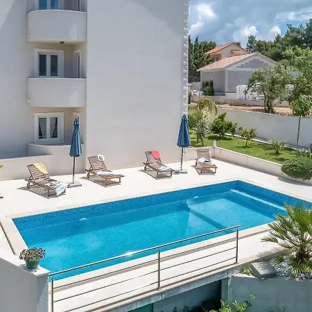 Appartamento 2 Pools-4 *