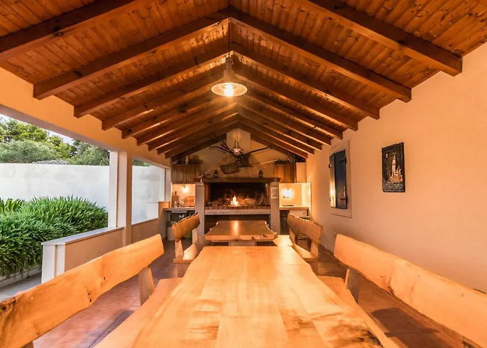 2 Pools-4 By Interhome * Sutivan