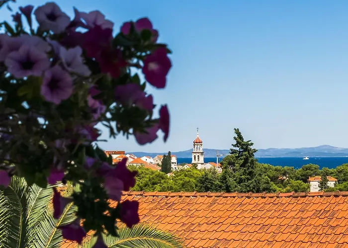 2 Pools-4 By Interhome * Sutivan