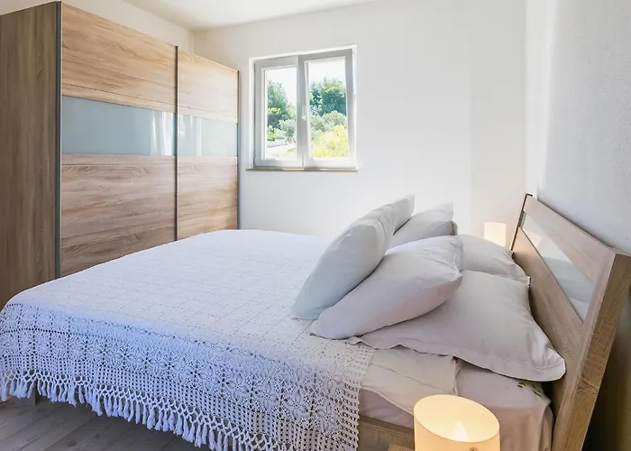 Appartement 2 Pools-4 By Interhome Sutivan