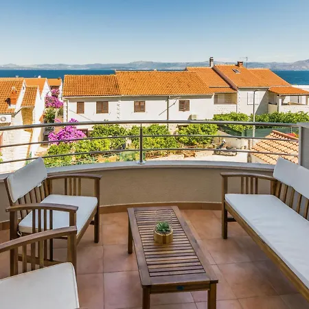 2 Pools-4 By Interhome شقة سوتيفان