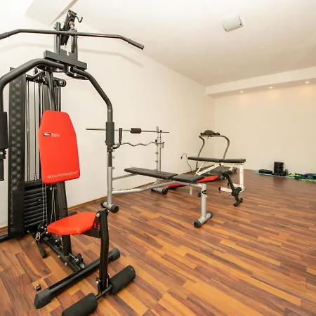 شقة 2 Pools-4 By Interhome سوتيفان